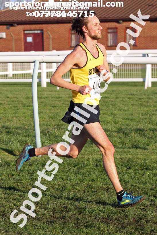 Senior mens North Eastern Cross Country, Redcar. Photo:  David T. Hewitson/Sports for All Pics